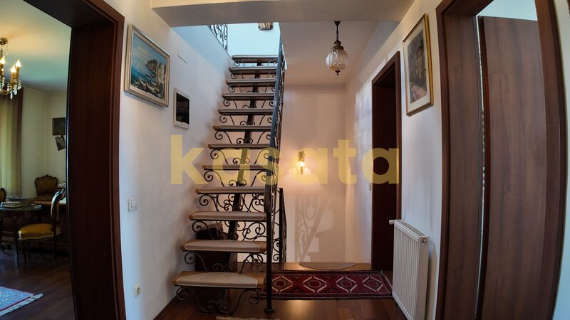 Pipera, Porsche, oportunitate, casa, garaj, ideal locuit.